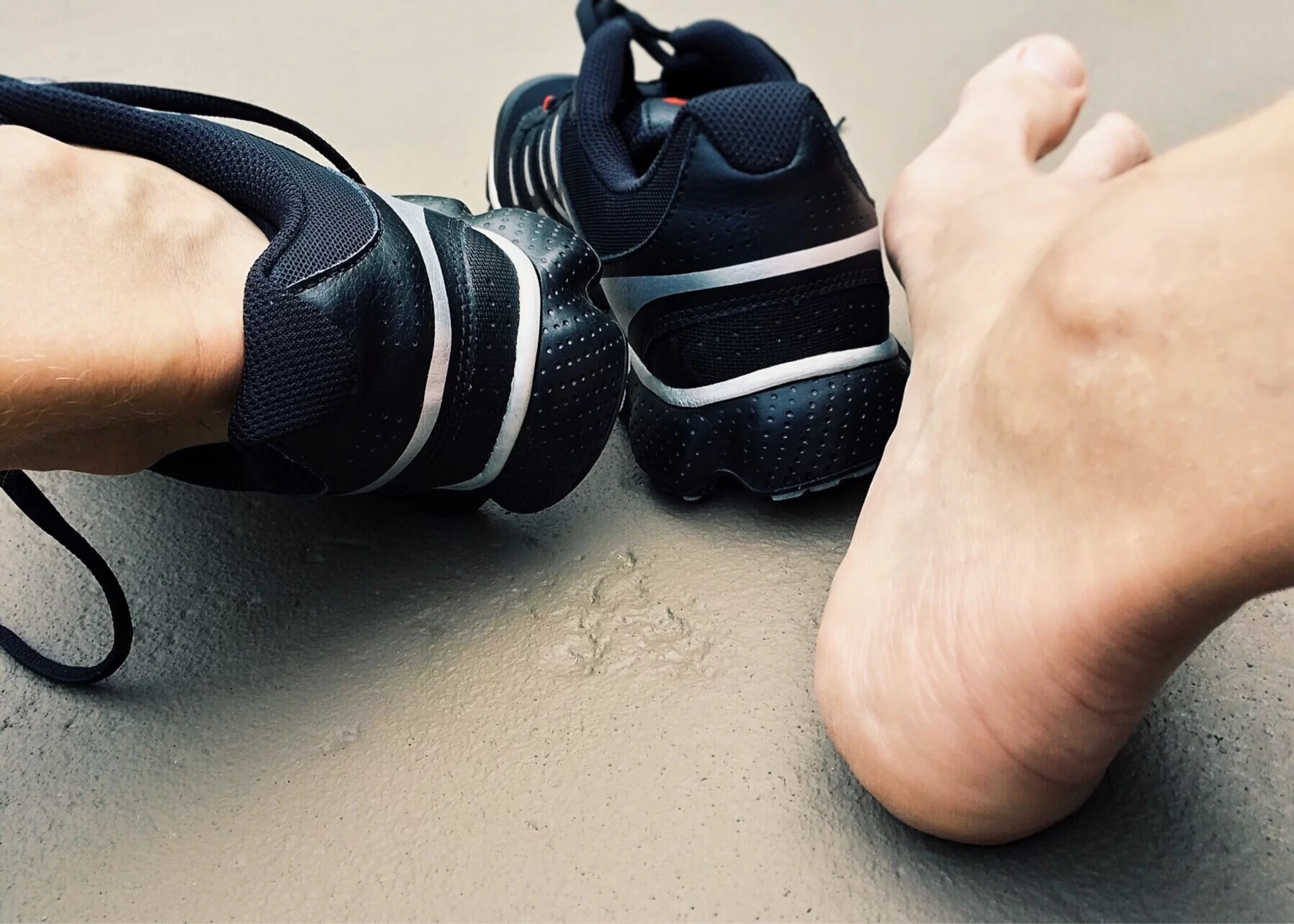 best sneakers for supination womens